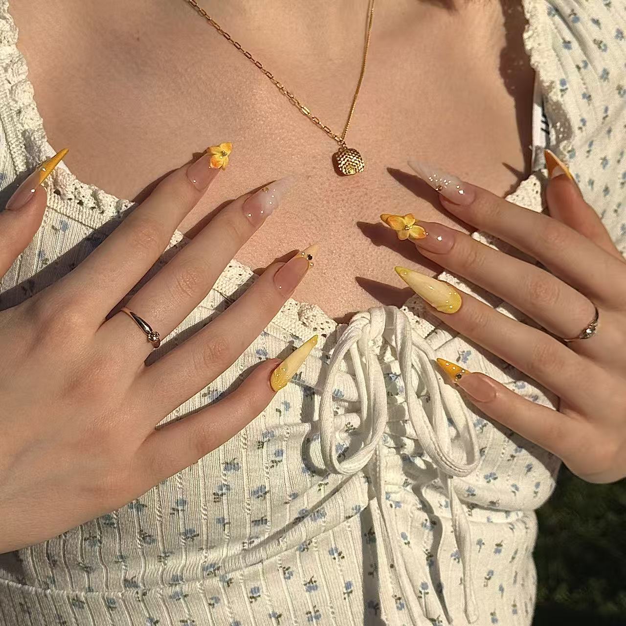 Chrysa | Press - on Nails by CLAWSIE Nails
