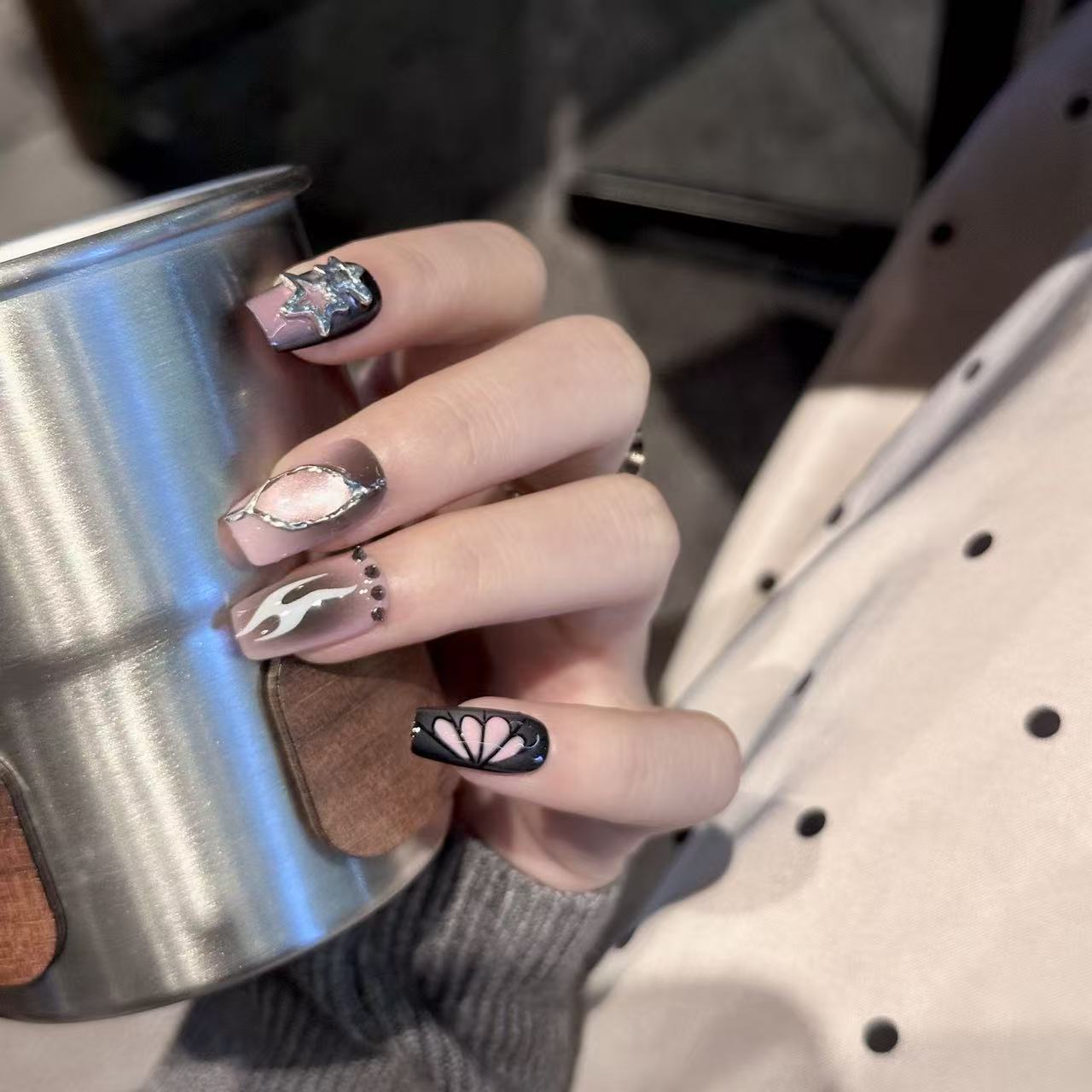 Elyra | 3D Handmade Reusable Press - on Nails | CLAWSIE Nails