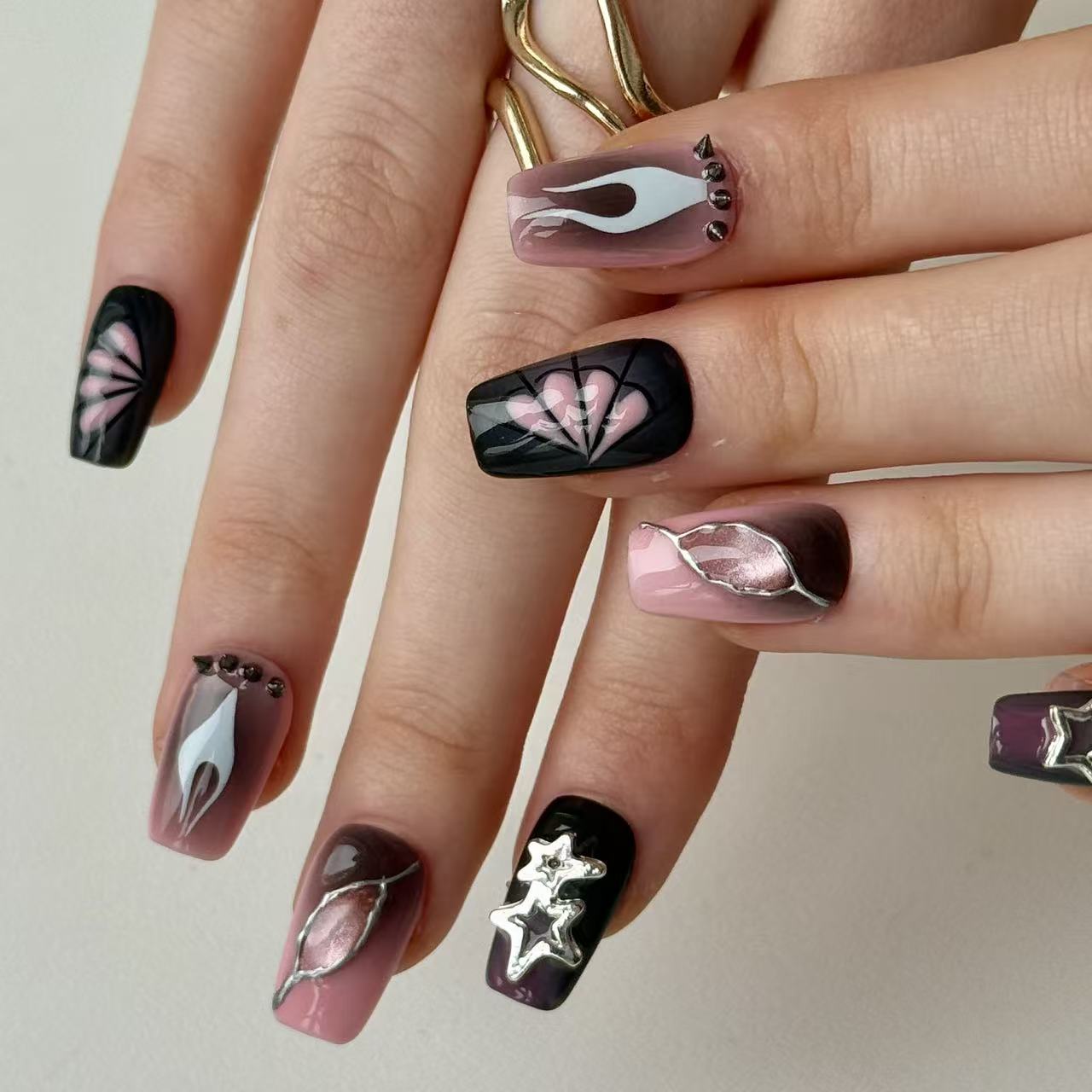 Elyra | 3D Handmade Reusable Press - on Nails | CLAWSIE Nails