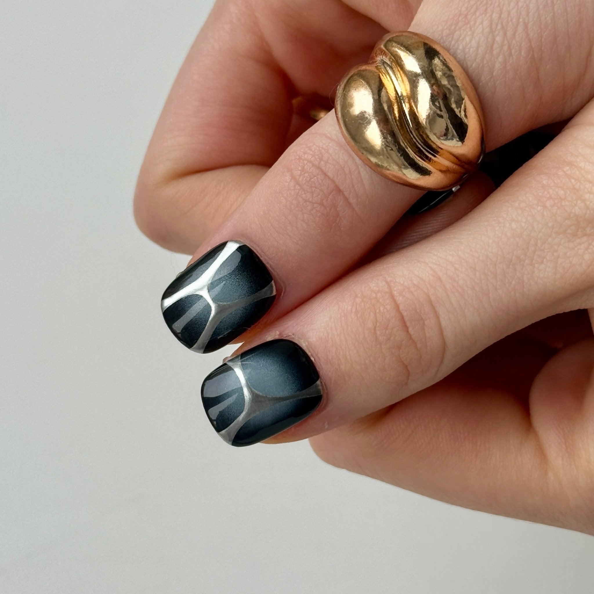 Obsyn | 3D Handmade Reusable Press - on Nails | CLAWSIE Nails