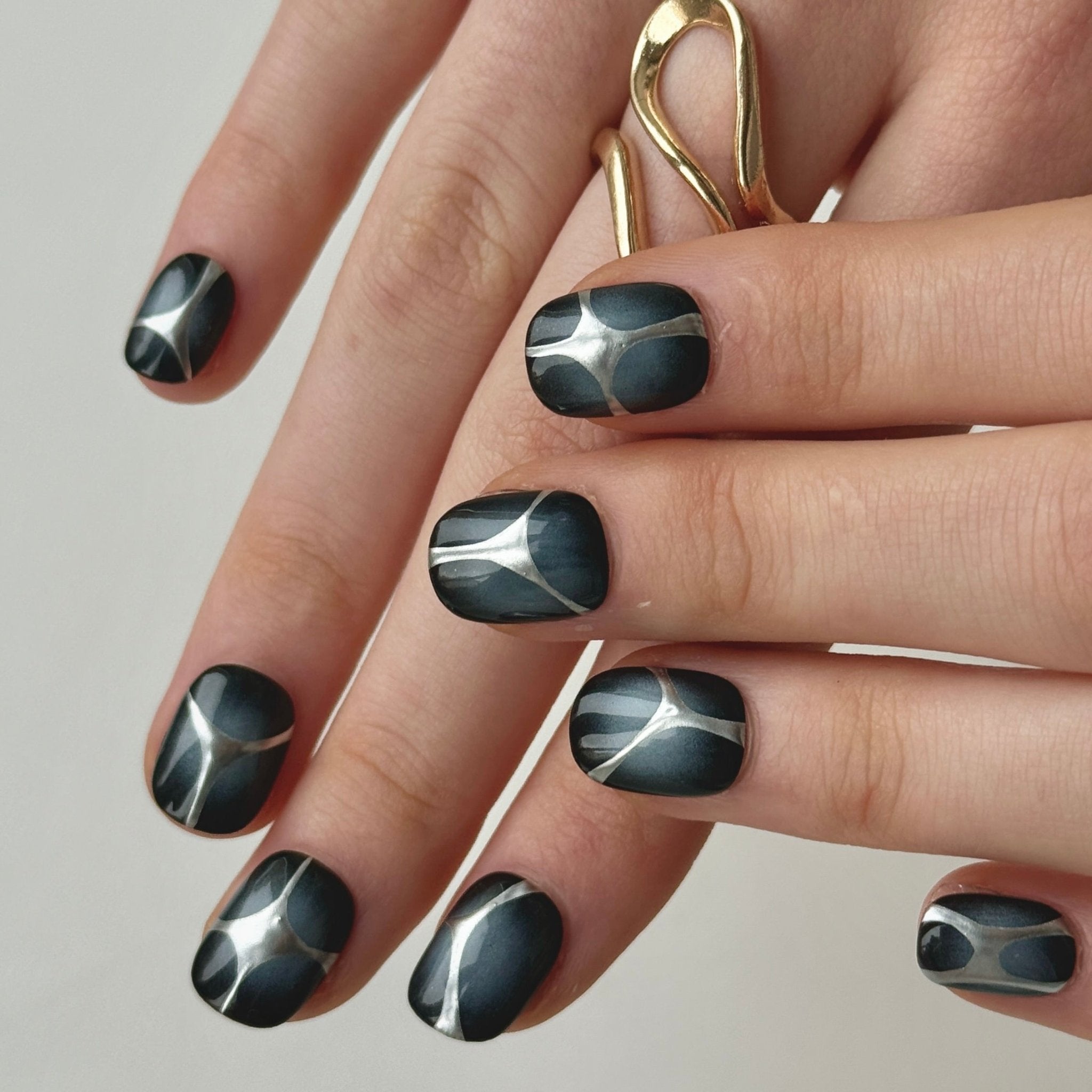 Obsyn | 3D Handmade Reusable Press - on Nails | CLAWSIE Nails