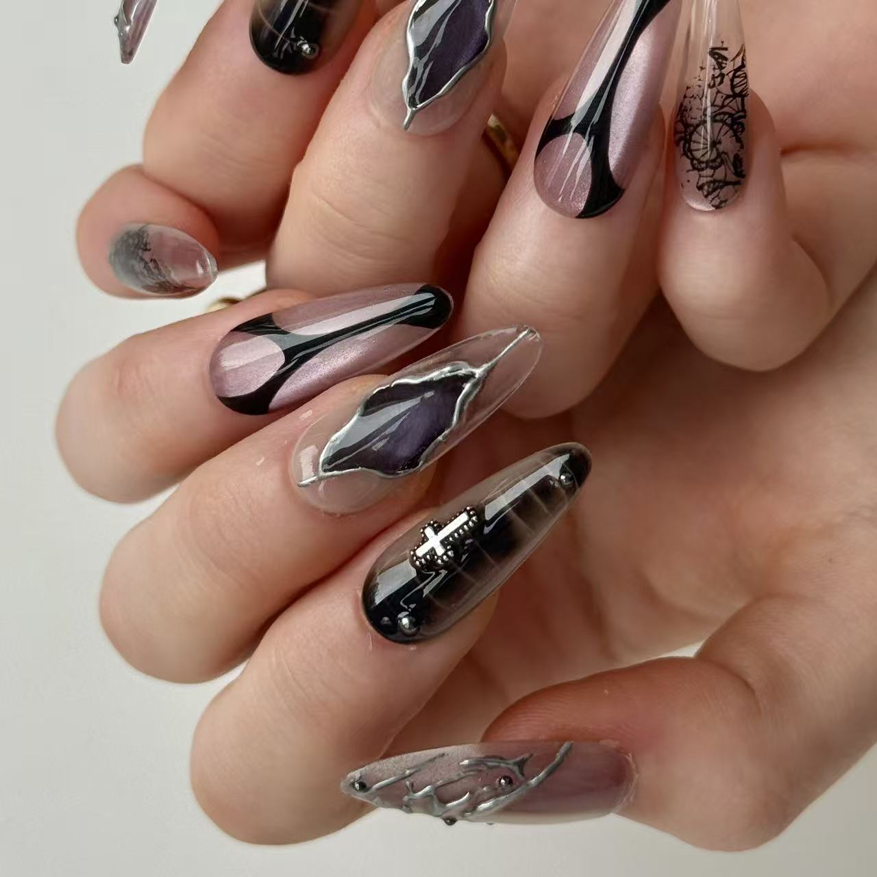 Siren | 3D Handmade Reusable Press - on Nails | CLAWSIE Nails