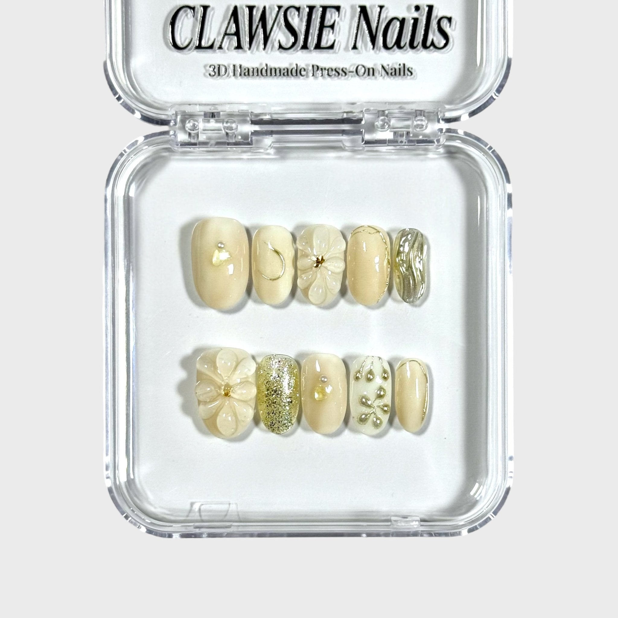 Vanilla Christmas | 3D Handmade Reusable Press - on Nails | CLAWSIE Nails