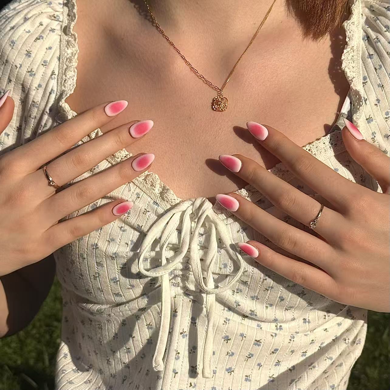 Velpink | Press - on Nails by CLAWSIE Nails