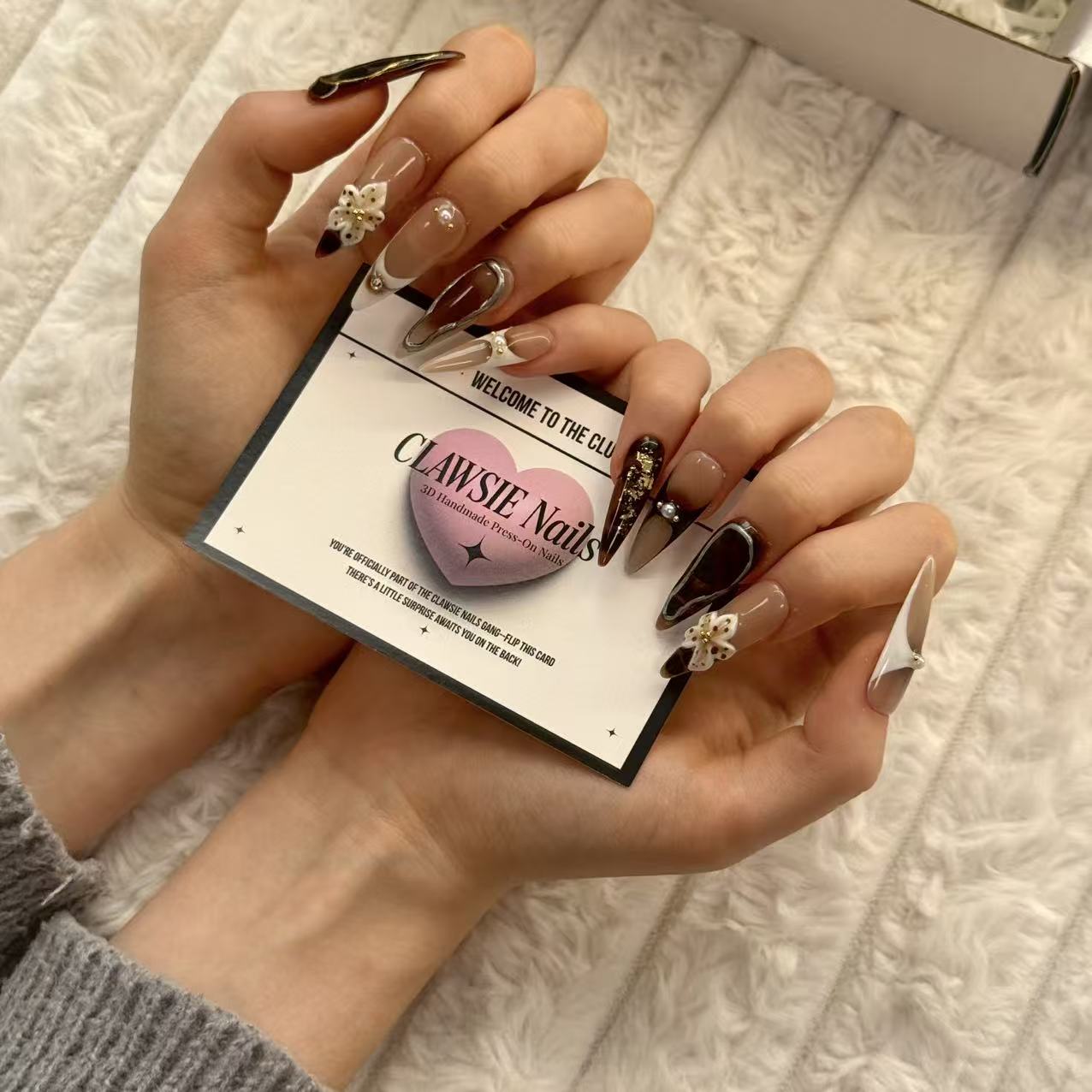 Carmaro | Press - on Nails by CLAWSIE Nails