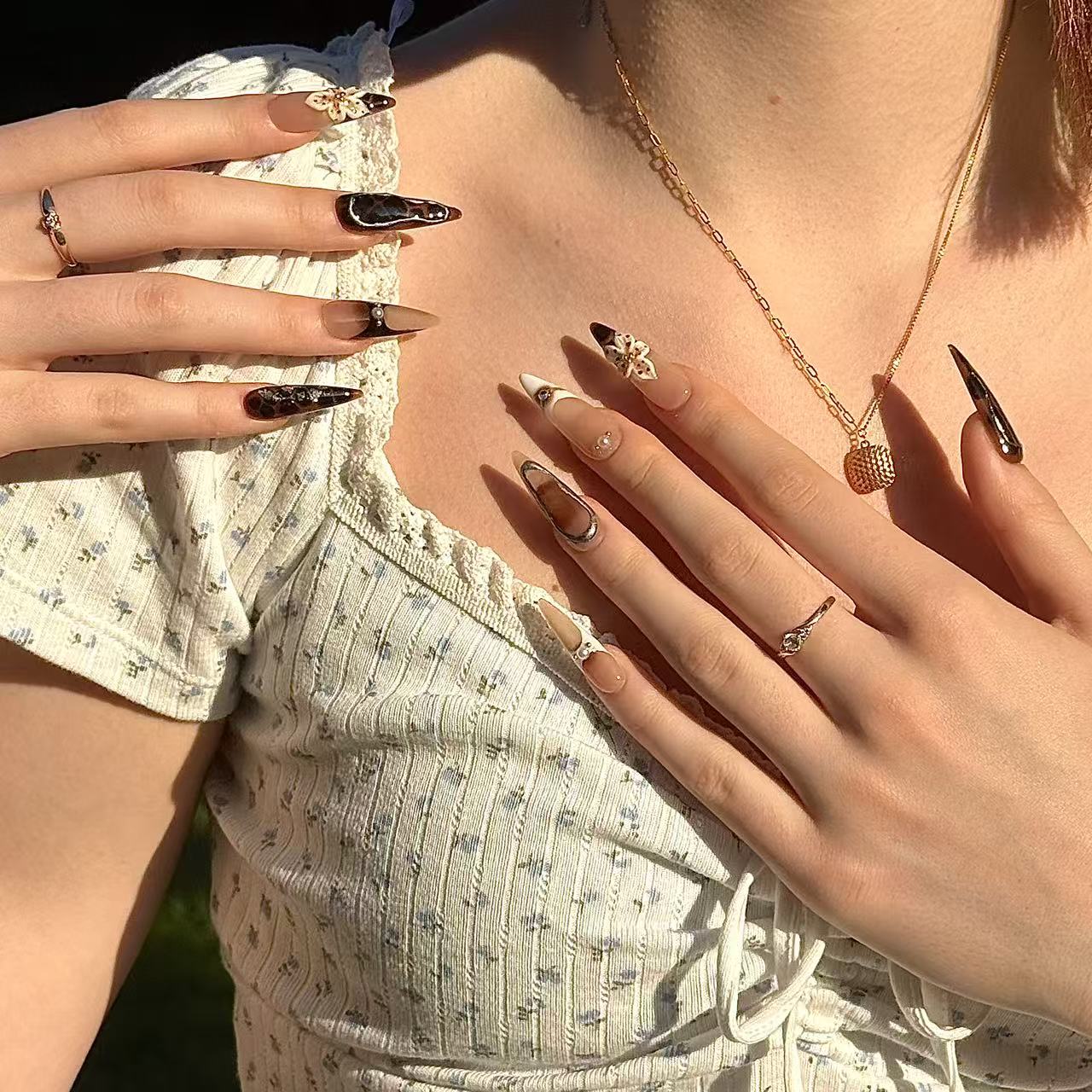 Carmaro | Press - on Nails by CLAWSIE Nails