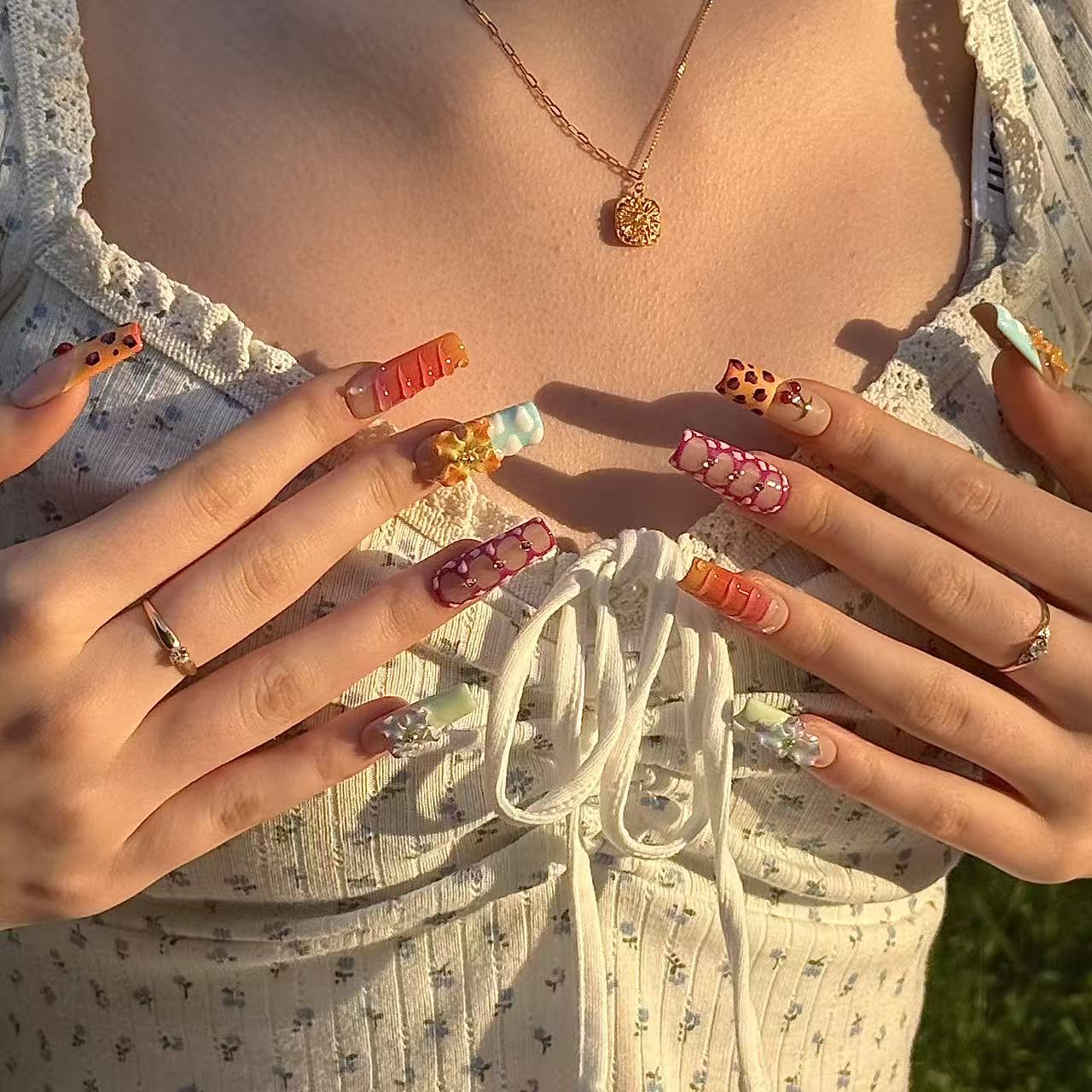 Carvella | Press - on Nails by CLAWSIE Nails
