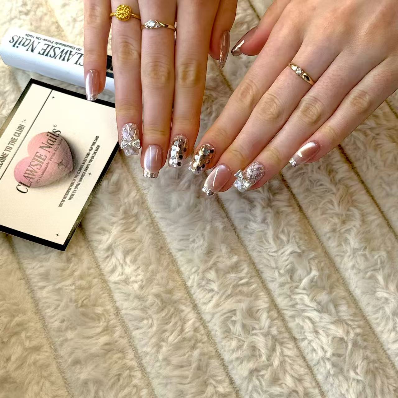Champbow | Press - on Nails by CLAWSIE Nails