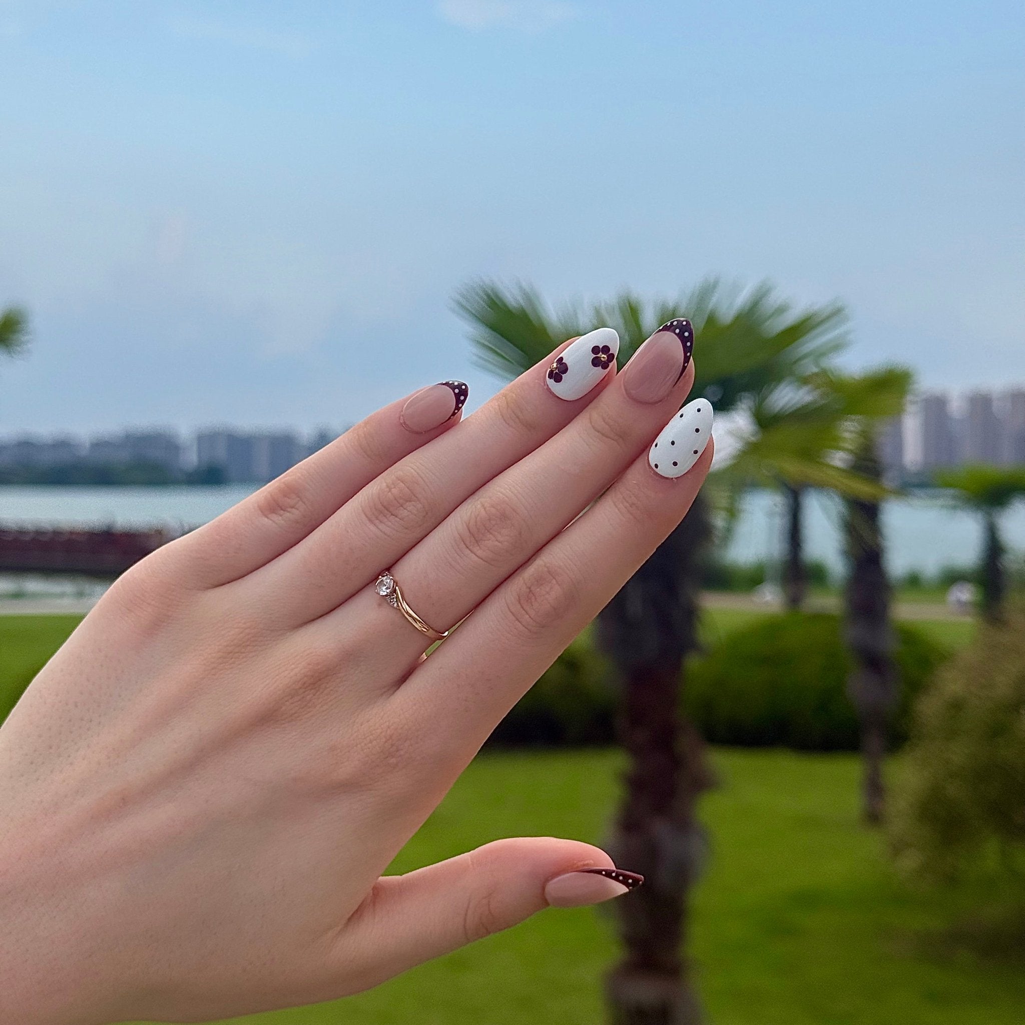 Cocoa Latte | 3D Handmade Reusable Press-on Nails | CLAWSIE Nails