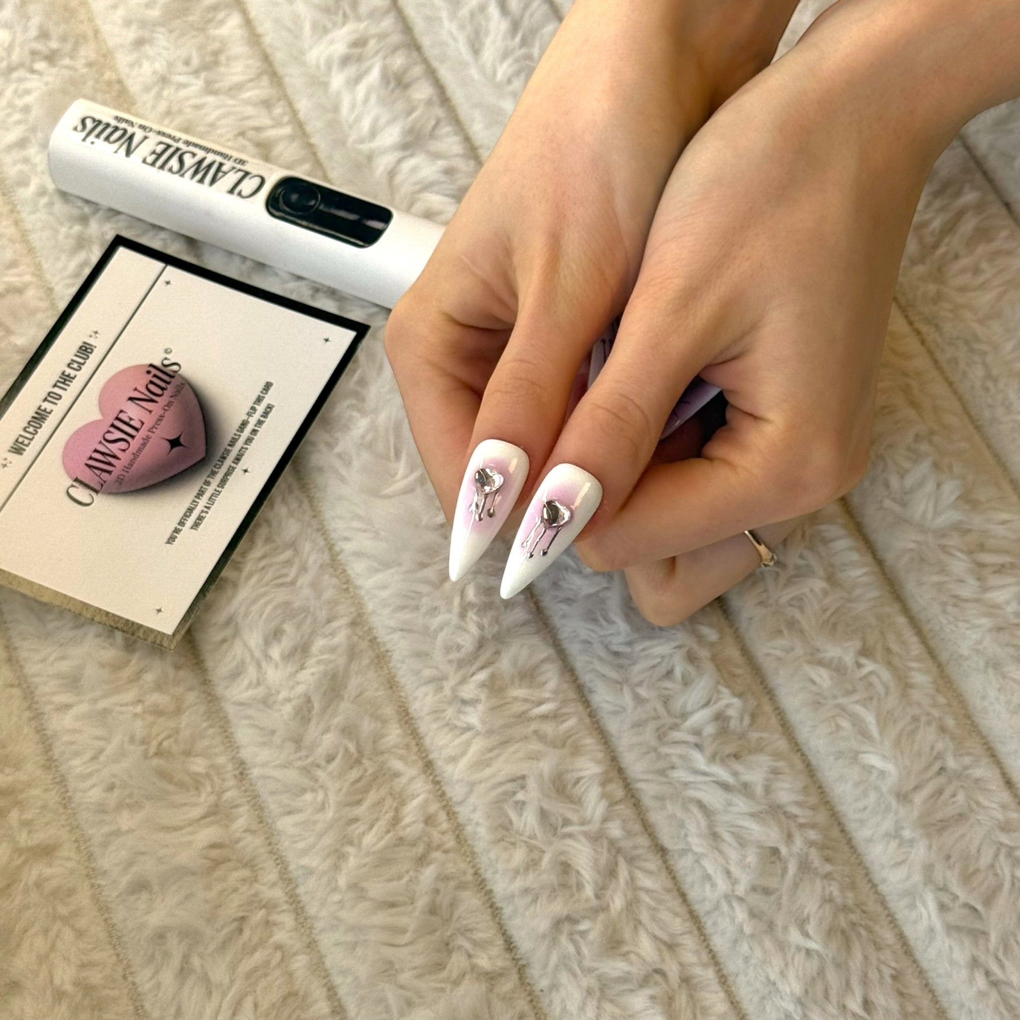 CYBERLUV | Press - on Nails by CLAWSIE Nails