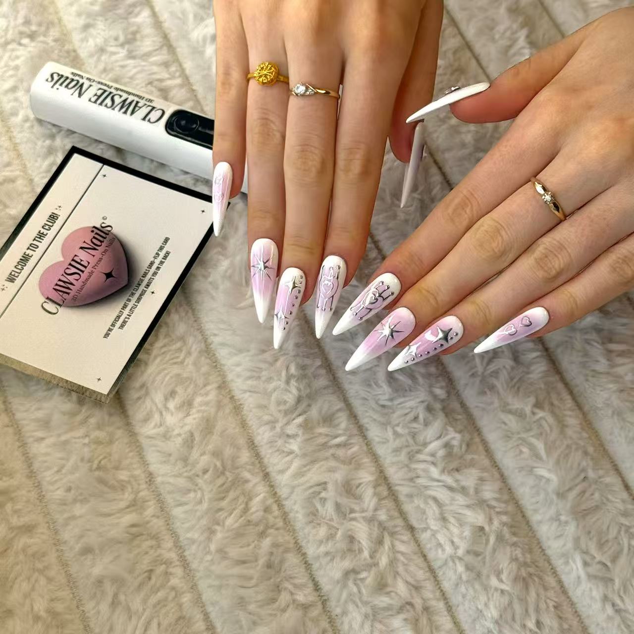 CYBERLUV | Press - on Nails by CLAWSIE Nails