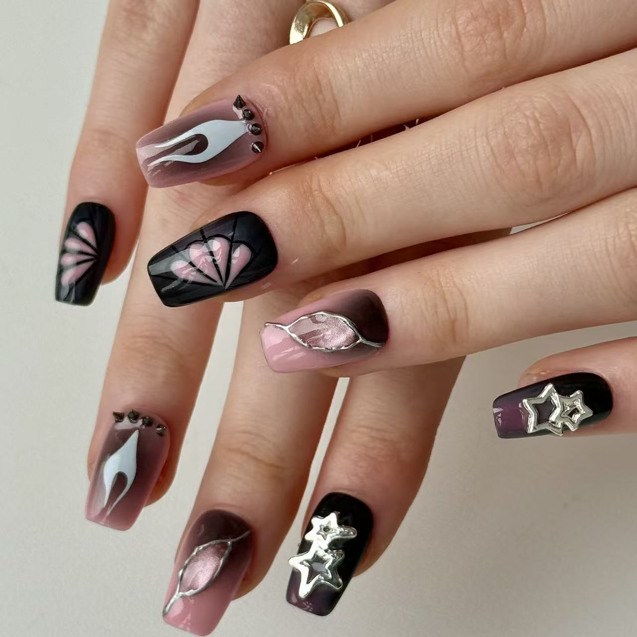 Elyra | 3D Handmade Reusable Press - on Nails | CLAWSIE Nails