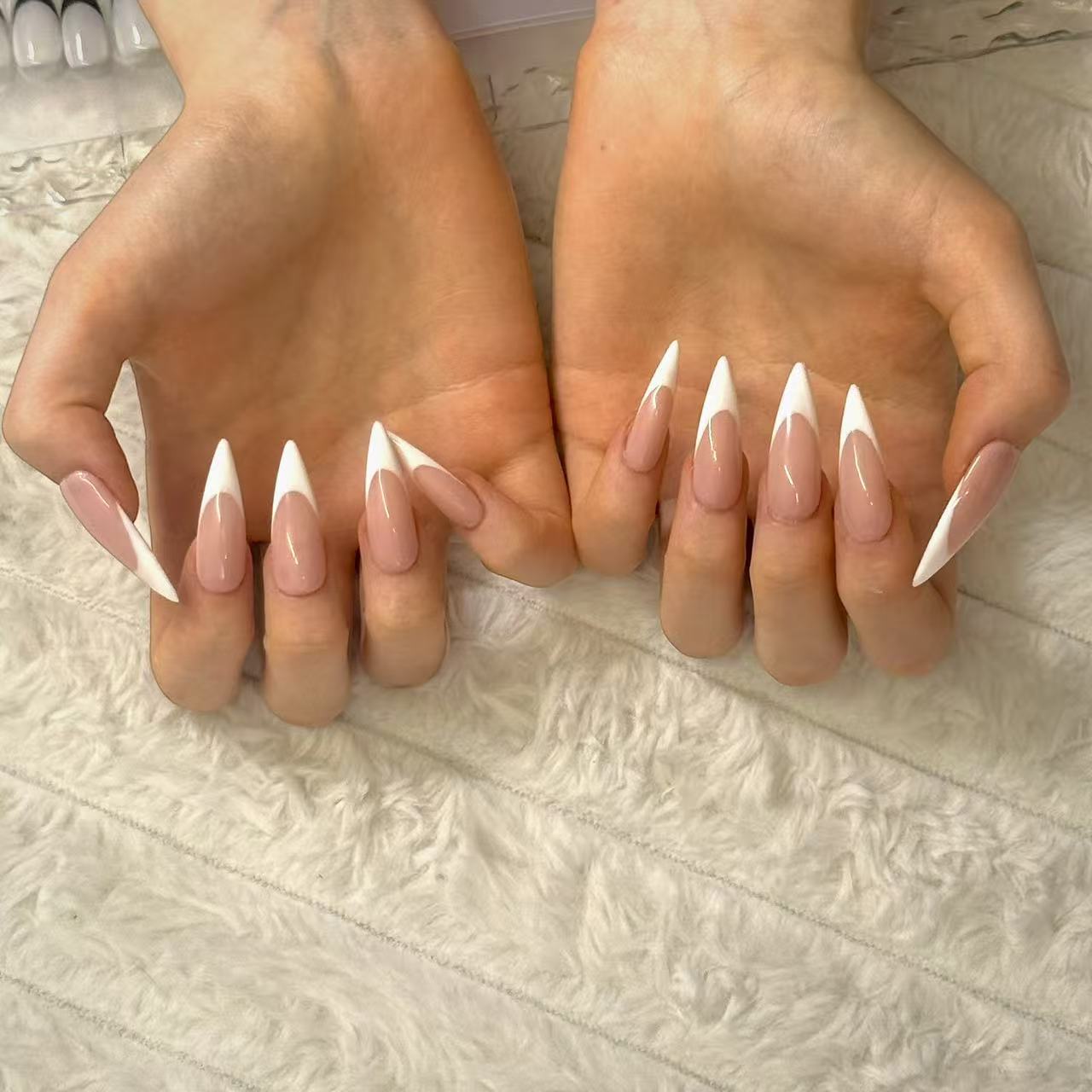 Fleur | Press - on Nails by CLAWSIE Nails