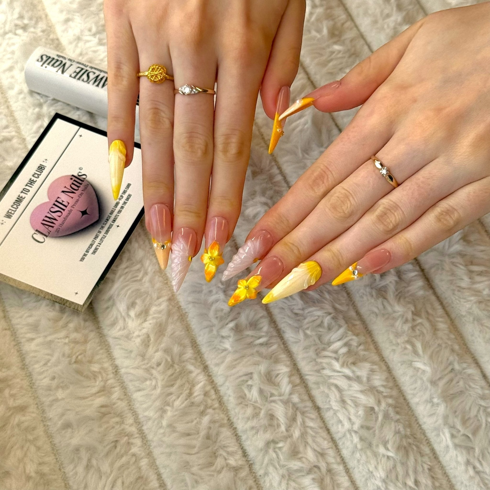 Golden Hour | Press - on Nails by CLAWSIE Nails