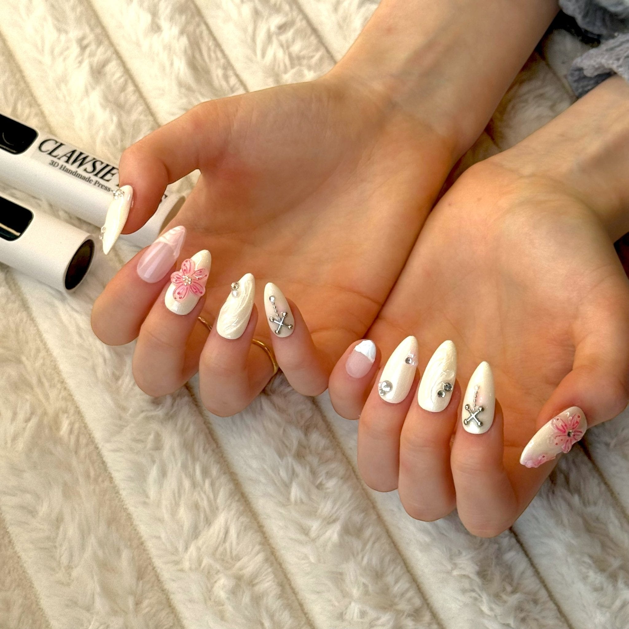 HANAMI | Press - on Nails by CLAWSIE Nails