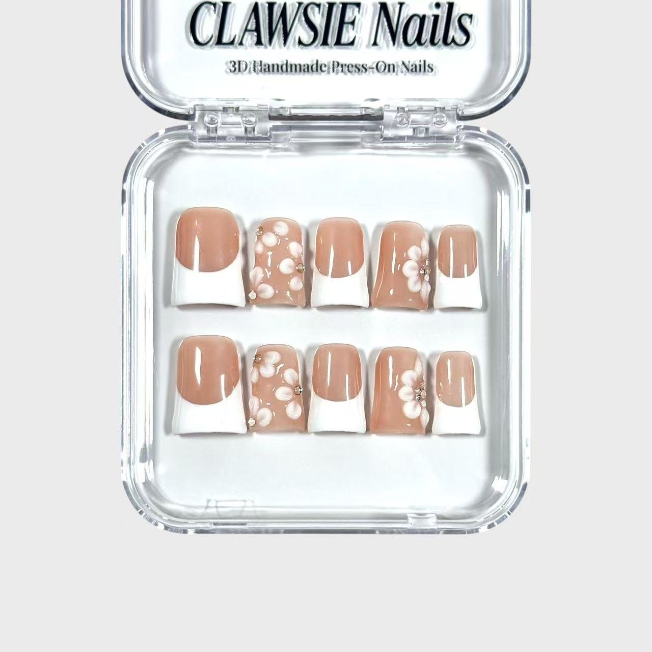 LILYA | Press - on Nails by CLAWSIE Nails