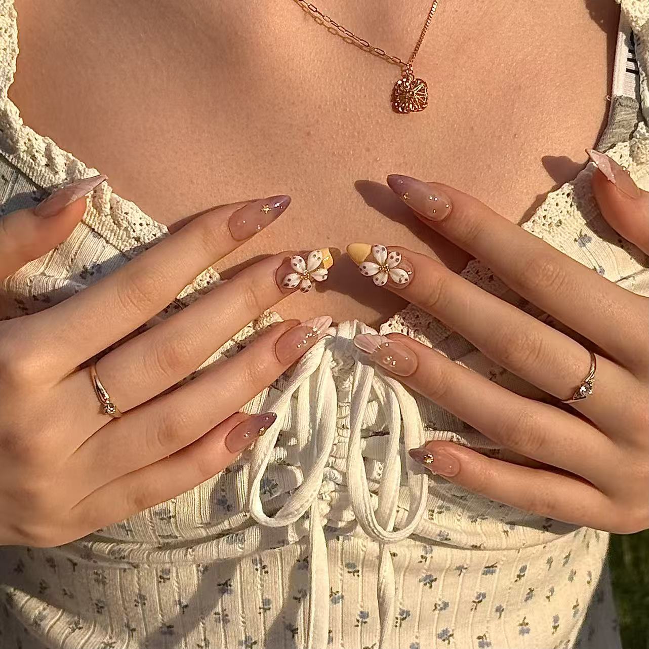 Lunaria | Press - on Nails by CLAWSIE Nails