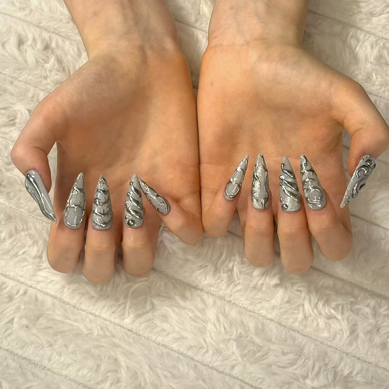 Molten | Press - on Nails by CLAWSIE Nails