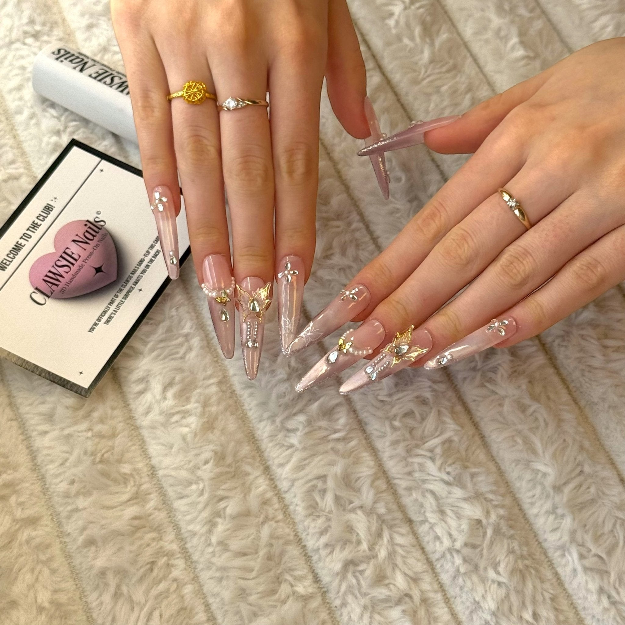 Momoka | Press - on Nails by CLAWSIE Nails