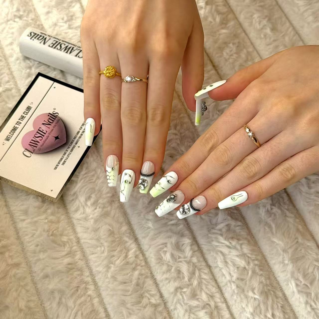 NEONNOVA | Press - on Nails by CLAWSIE Nails
