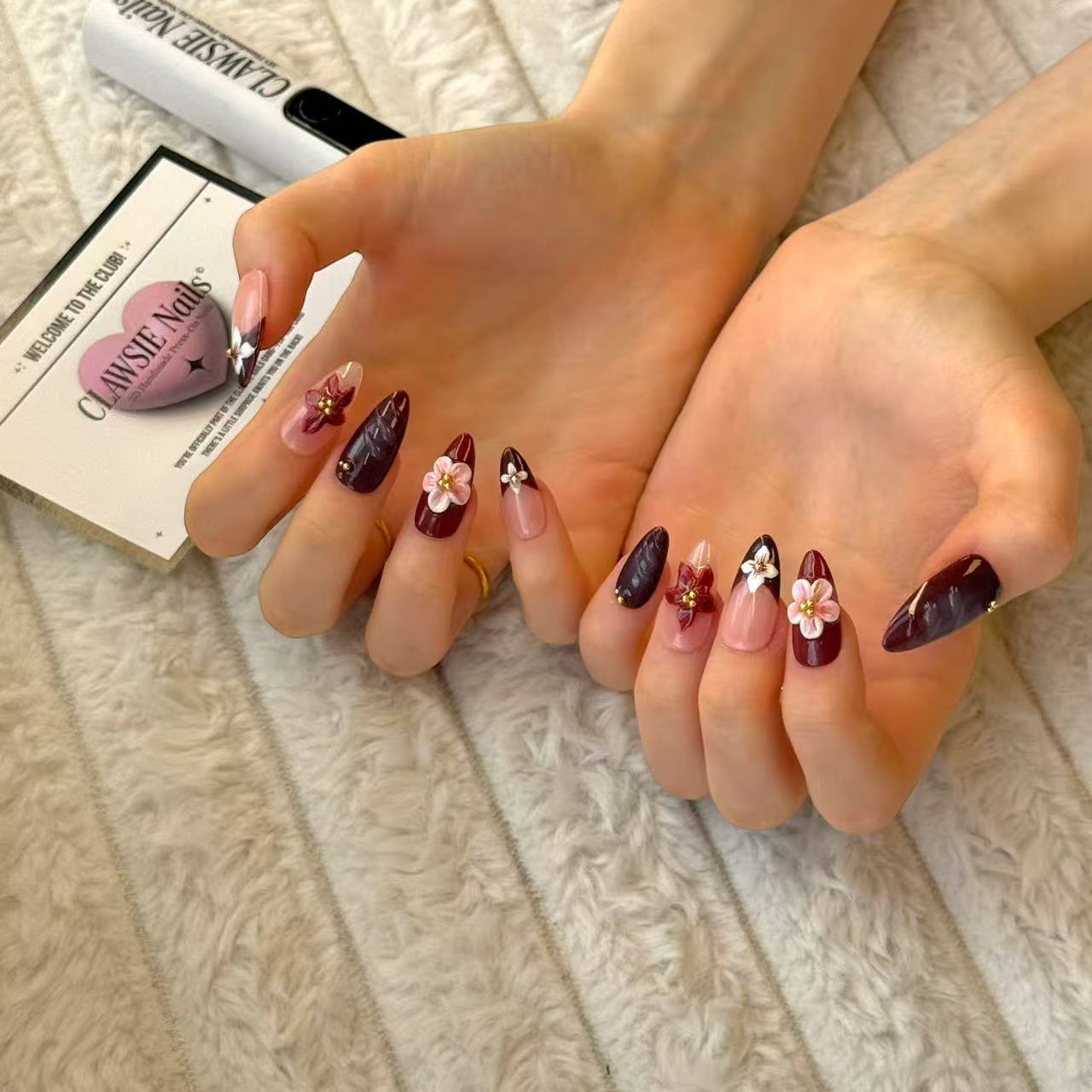 Roselle | Press - on Nails by CLAWSIE Nails