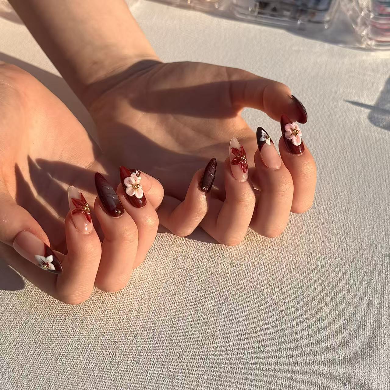 Roselle | Press - on Nails by CLAWSIE Nails