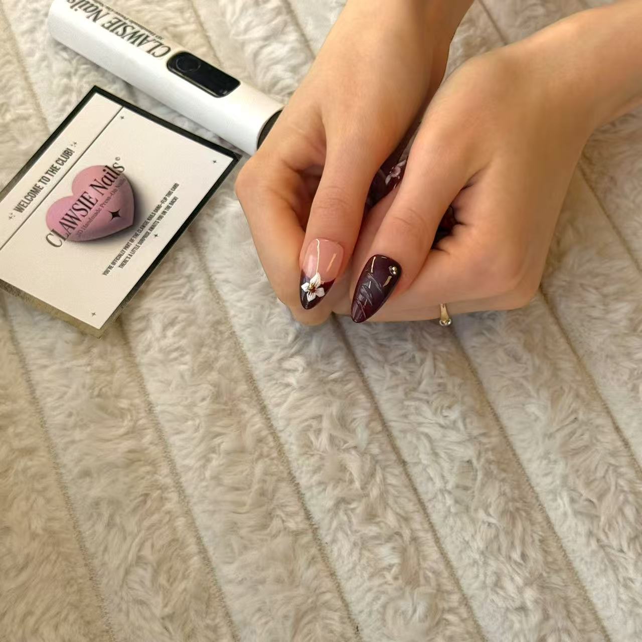 Roselle | Press - on Nails by CLAWSIE Nails