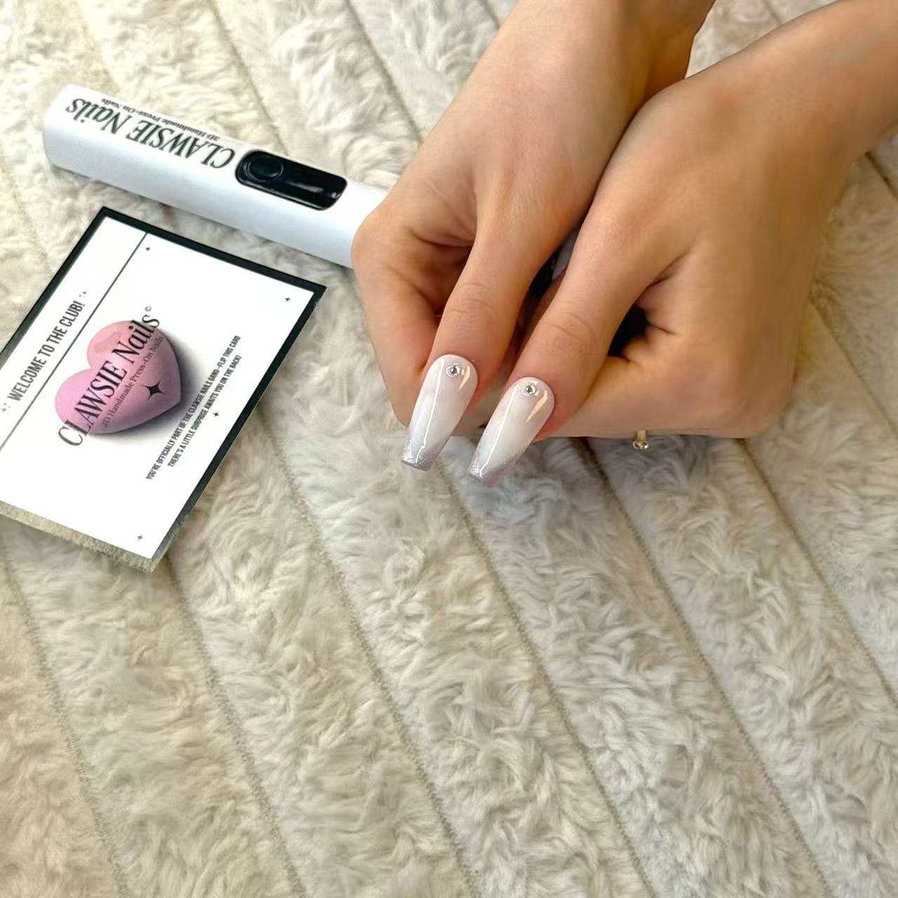 SILVIA | Press - on Nails by CLAWSIE Nails