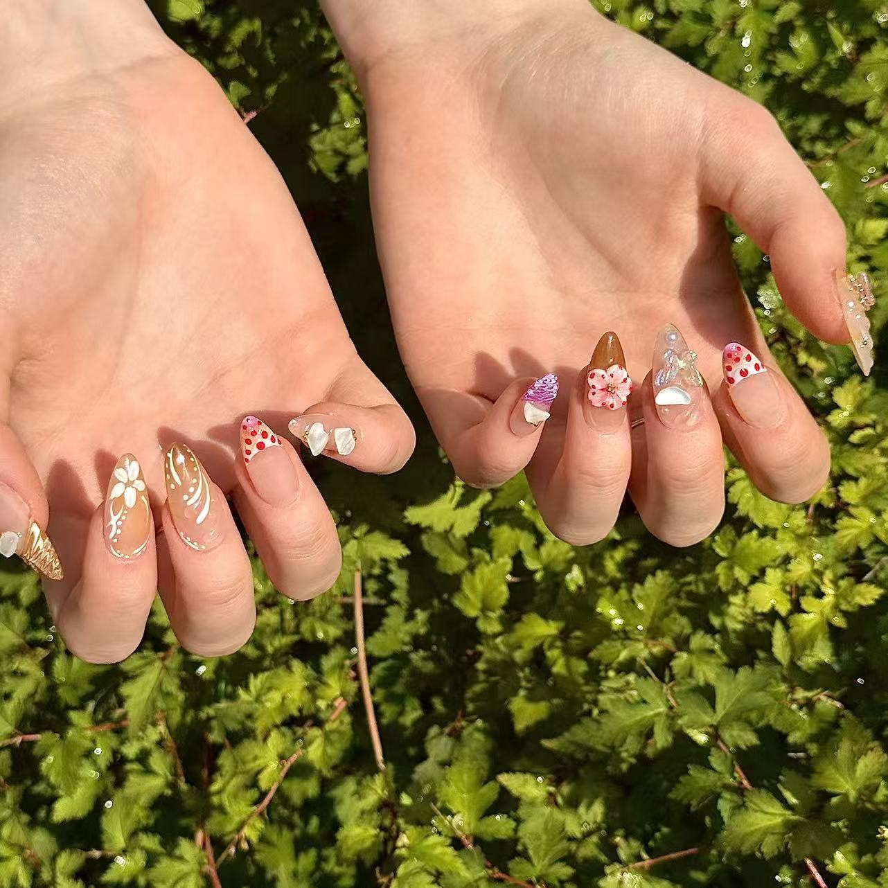 Sundora | Press - on Nails by CLAWSIE Nails