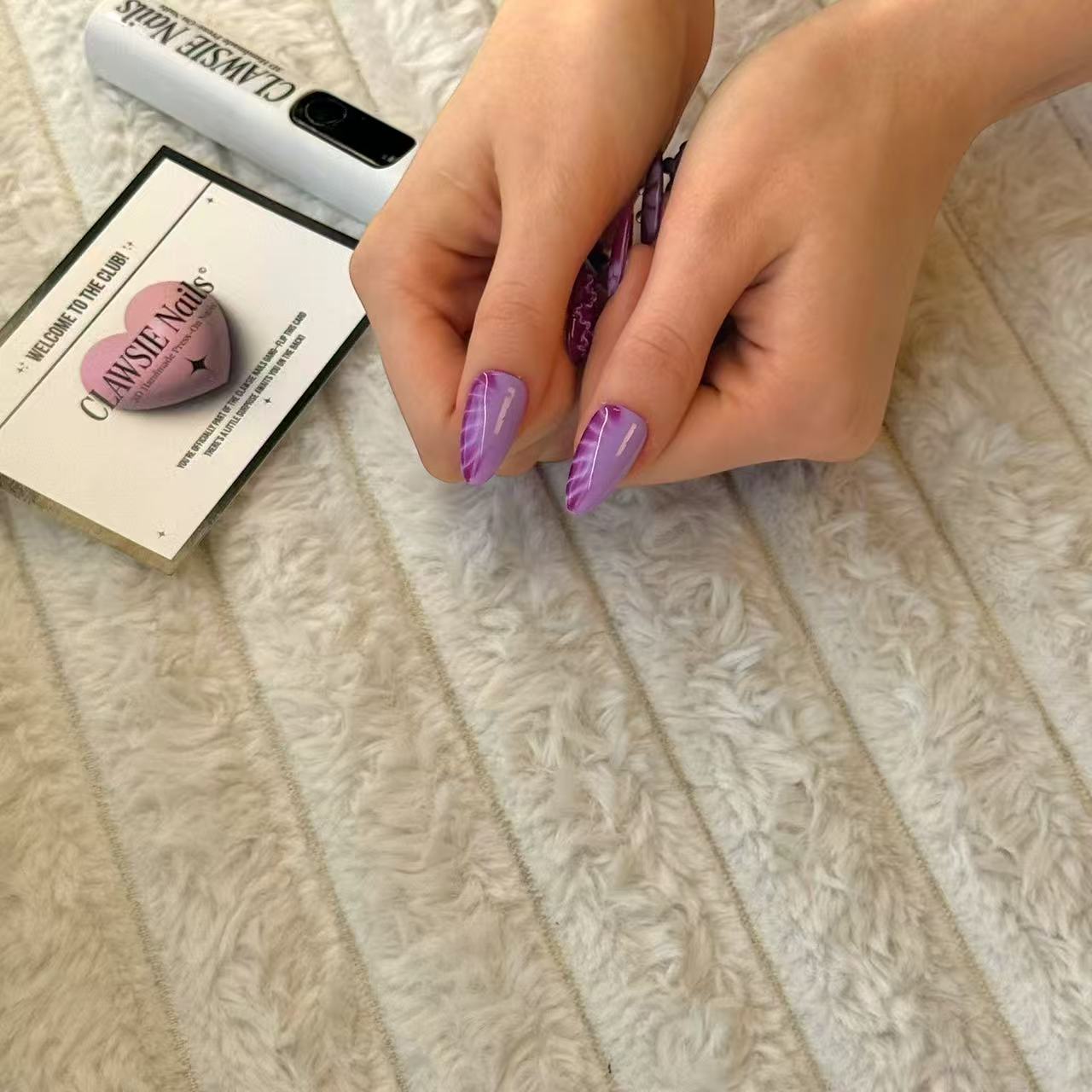 Vioria | Press - on Nails by CLAWSIE Nails